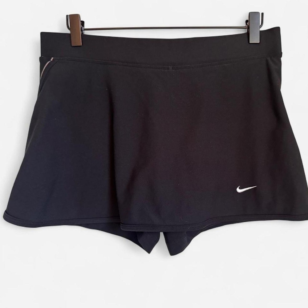 Nike Black Tennis Skirt Built In Shorts Women's Size M Athletic Skort Gym